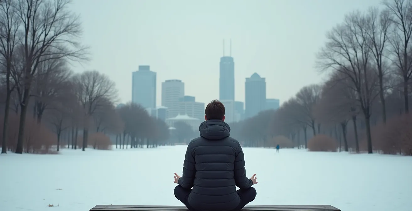 Personne pratiquant la cohérence cardiaque dans un environnement urbain paisible